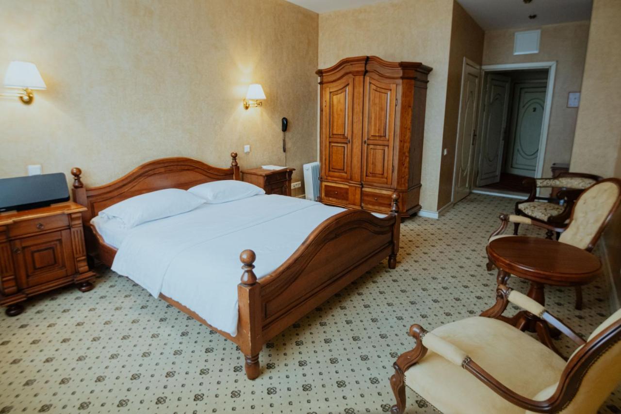 Piena Muiza - Berghof Hotel & Spa Sieksate Екстериор снимка
