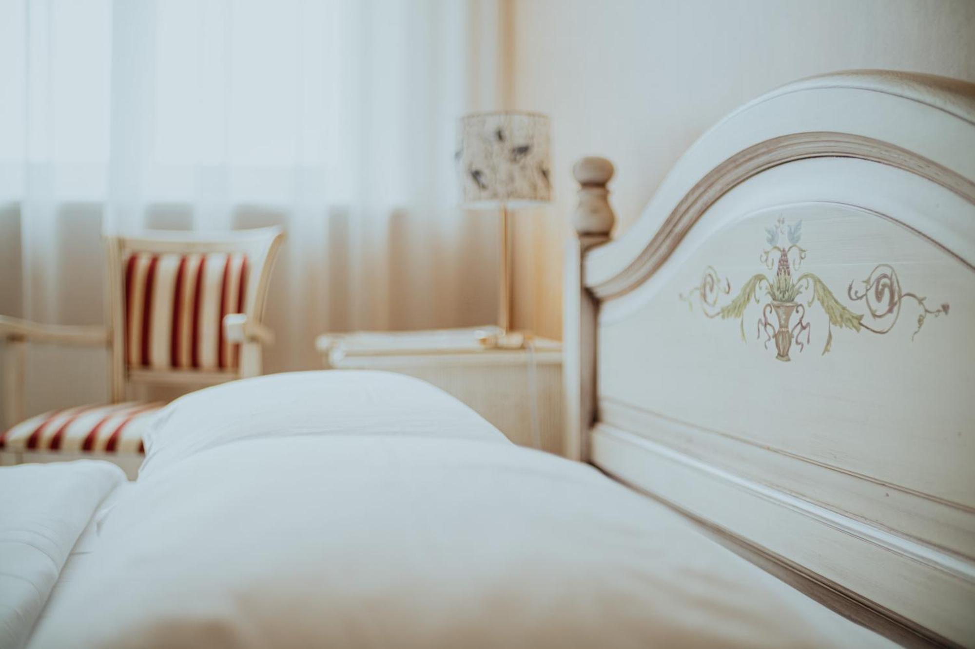 Piena Muiza - Berghof Hotel & Spa Sieksate Стая снимка